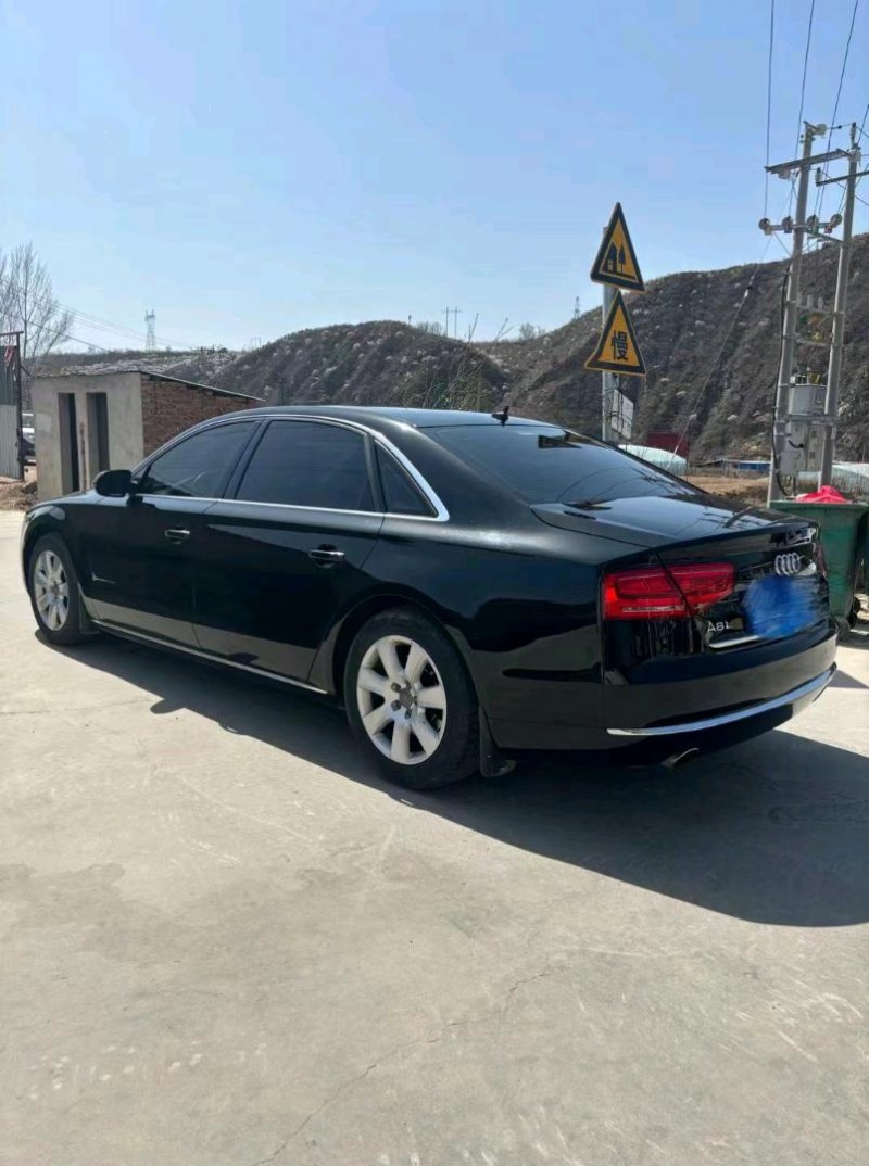 邯鄲13年奧迪A8L4
