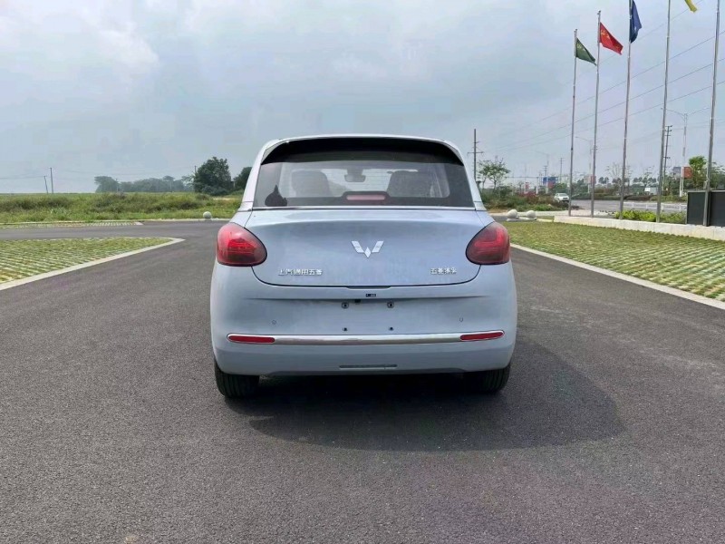 北海24年五菱汽車繽果4