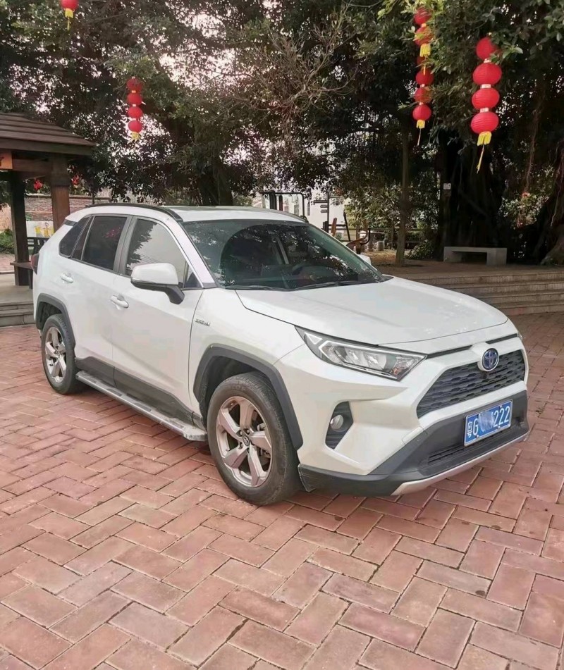 汕头22年丰田RAV4荣放3