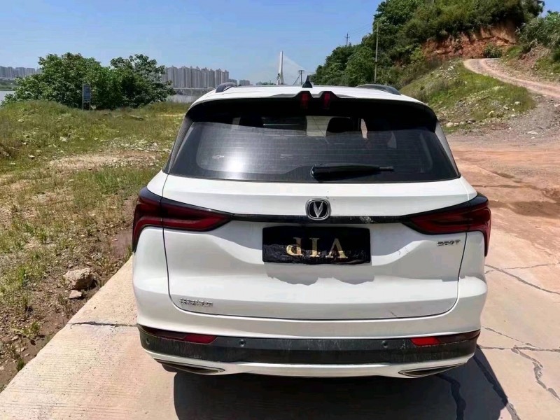 珠海19年長安汽車CS753