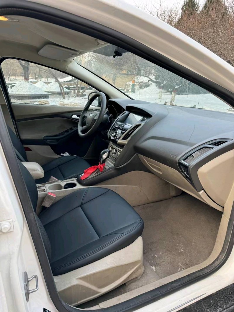 邢台14年福特福克斯6