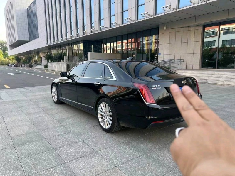 东营18年凯迪拉克CT66