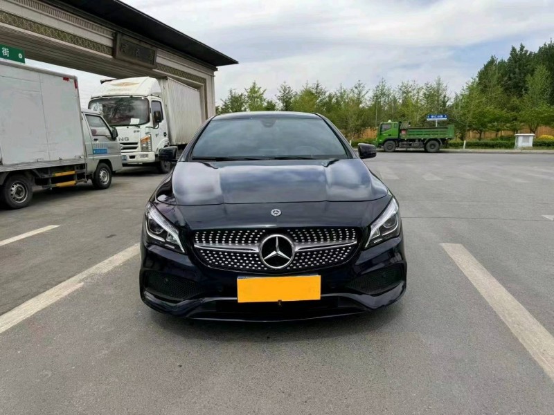 盐城17年奔驰CLA1
