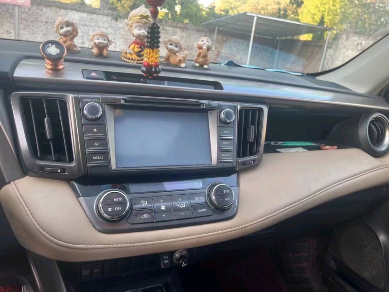 东营15年丰田RAV4荣放5