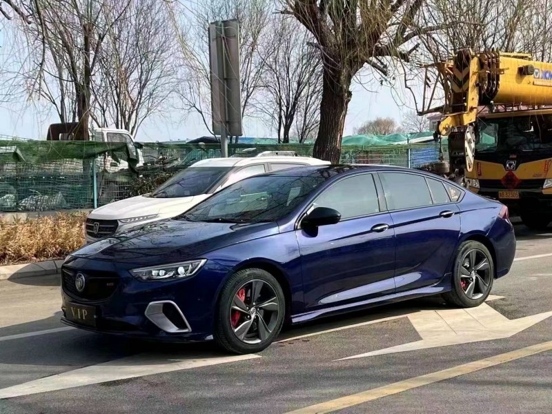 青岛19年别克君威2