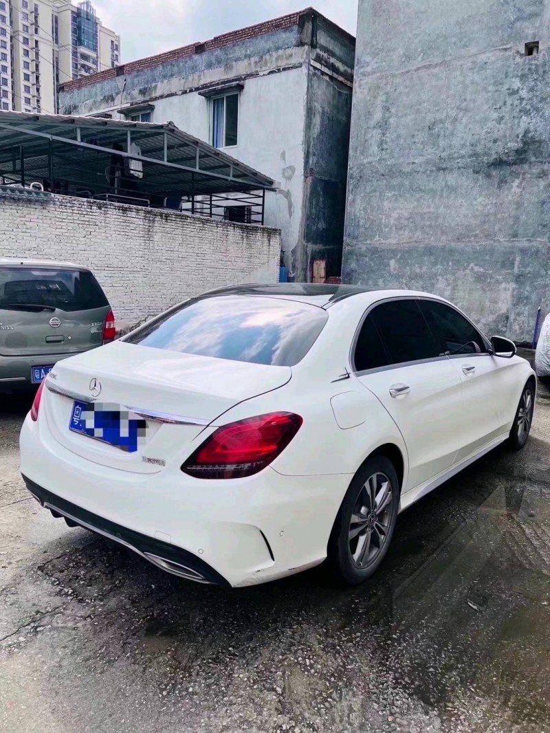 广州21年奔驰C8