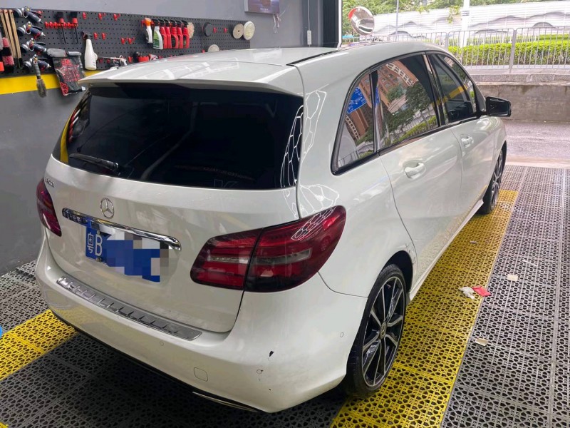 广州18年奔驰B5