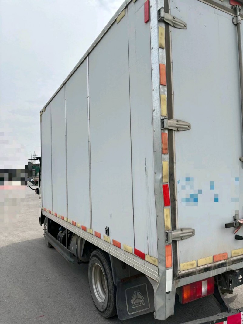 淄博22年卡車系列重汽豪沃8