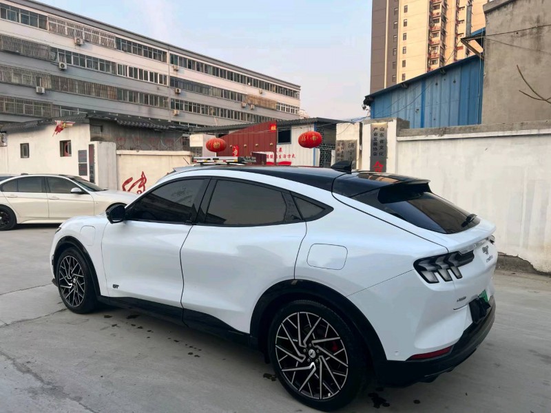 济宁22年福特玛斯丹GT7