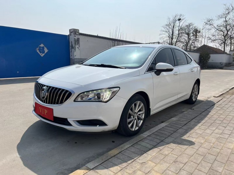 青岛16年别克威朗2