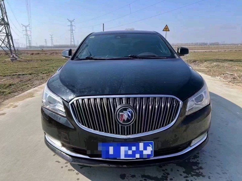 青岛15年别克君越1