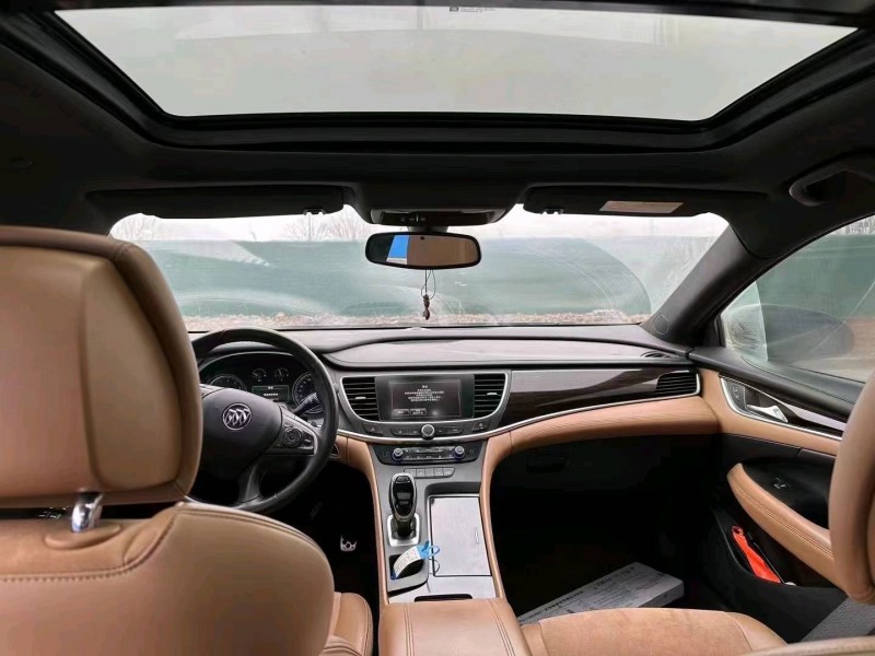 济南18年别克君越8