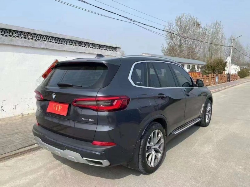 青岛20年宝马X55
