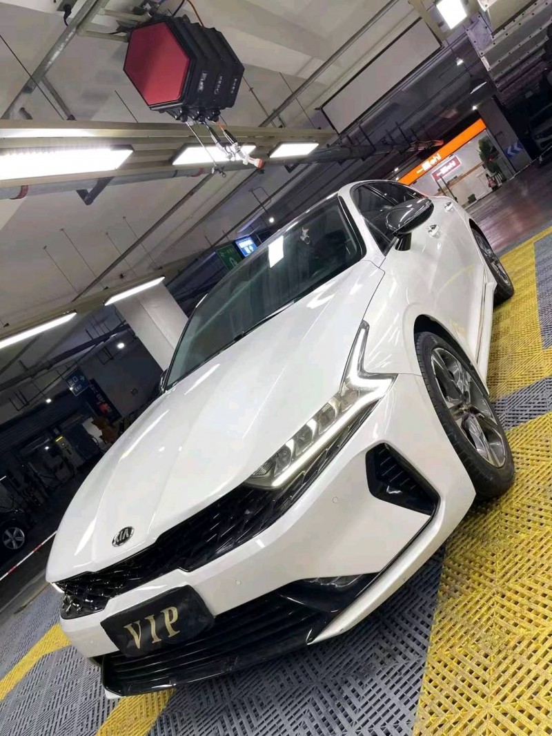 成都21年起亚K52