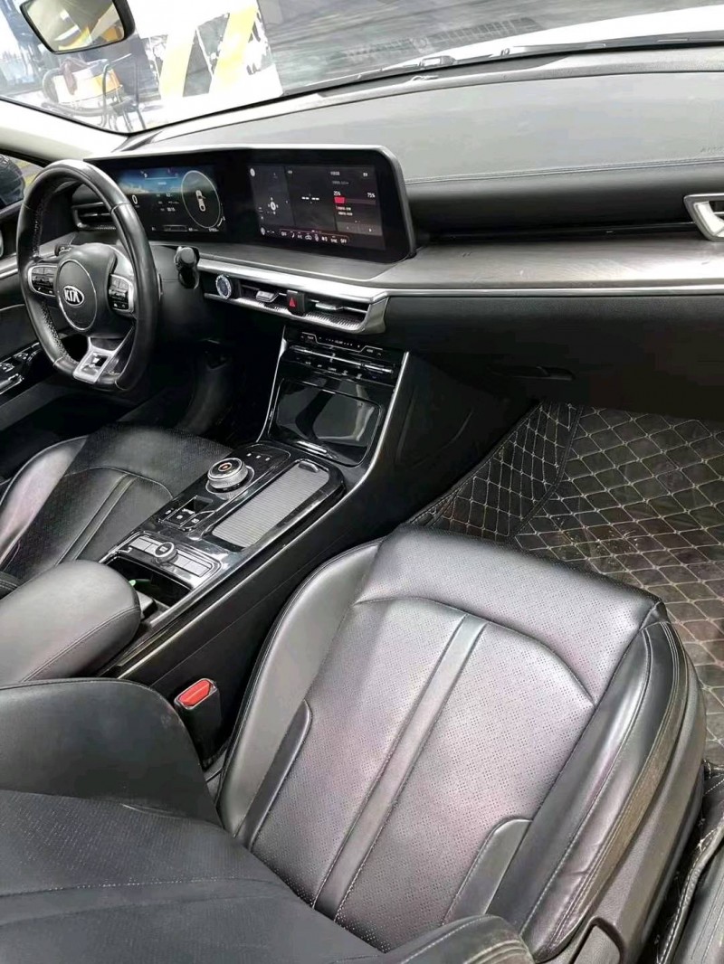 成都21年起亚K59