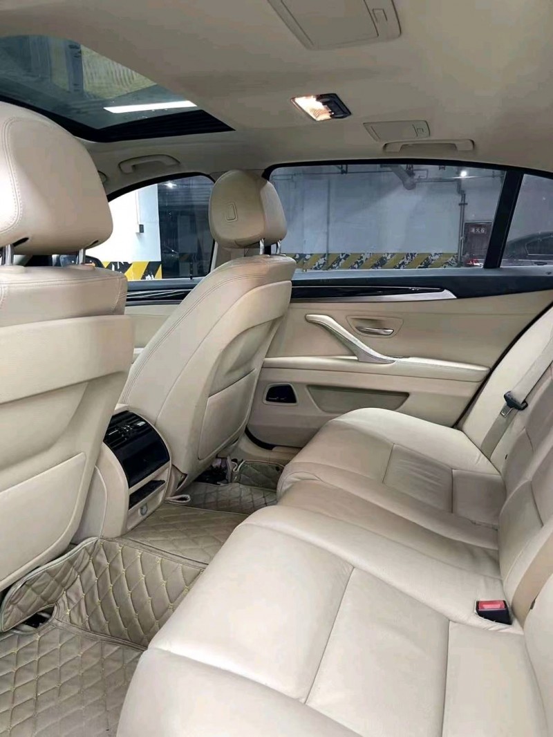 成都14年宝马5系8