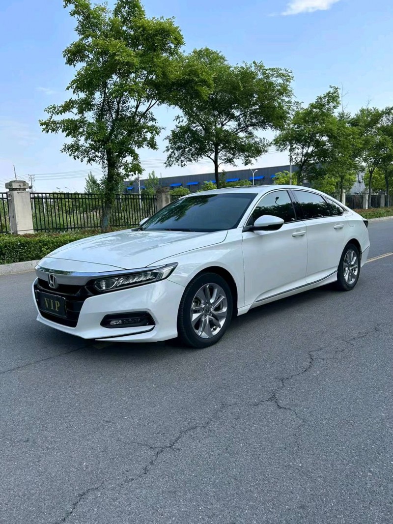 徐州21年本田雅阁2