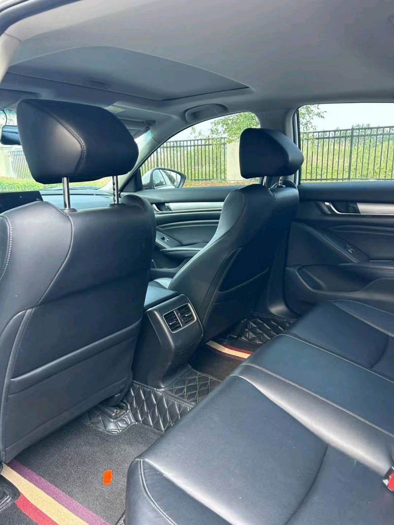 徐州21年本田雅阁5