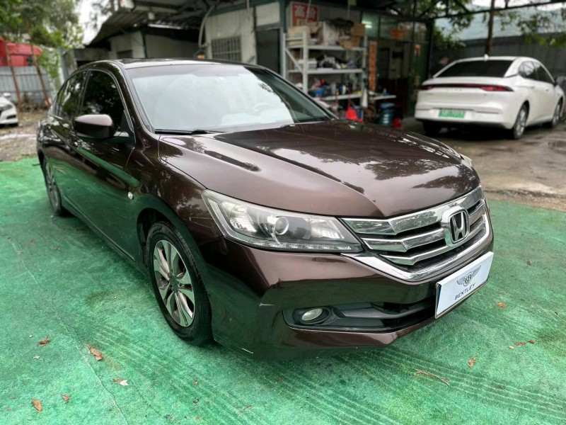 广州14年本田雅阁3