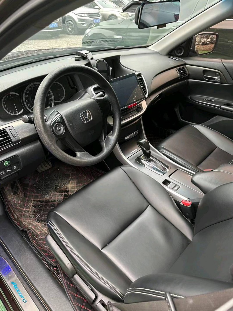 广州14年本田雅阁7