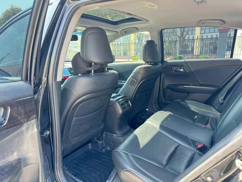 盐城15年本田雅阁7