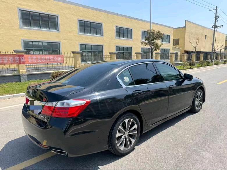 盐城15年本田雅阁9