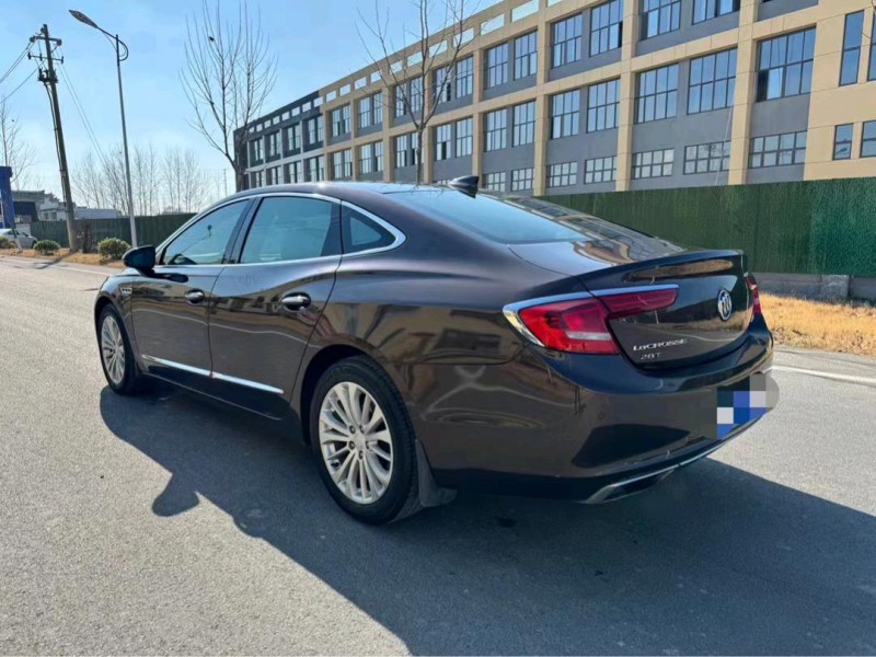 徐州17年别克君越9