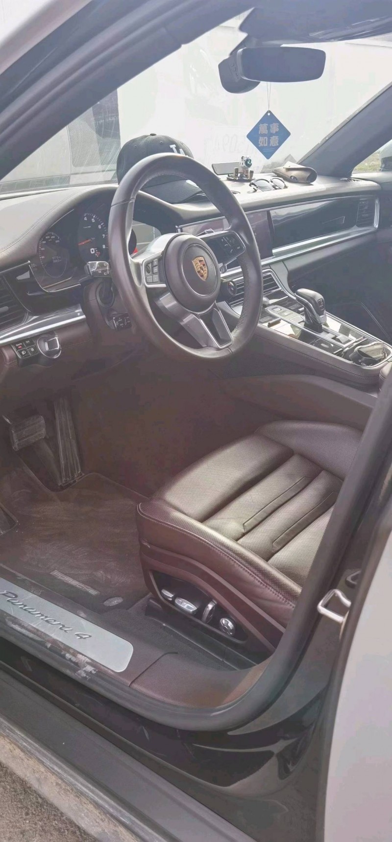 北京19年保时捷帕拉梅拉8