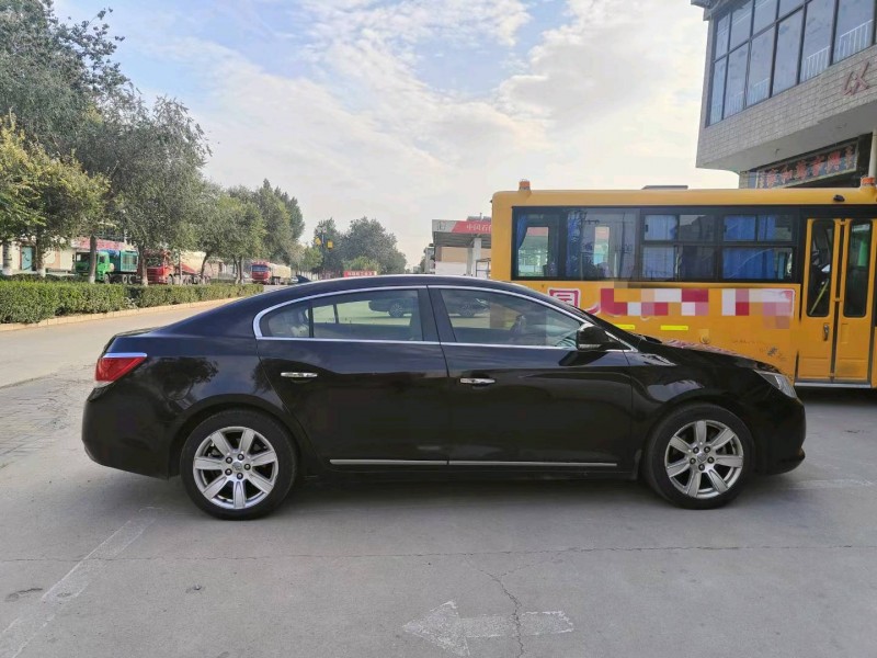 石家庄13年别克君越7