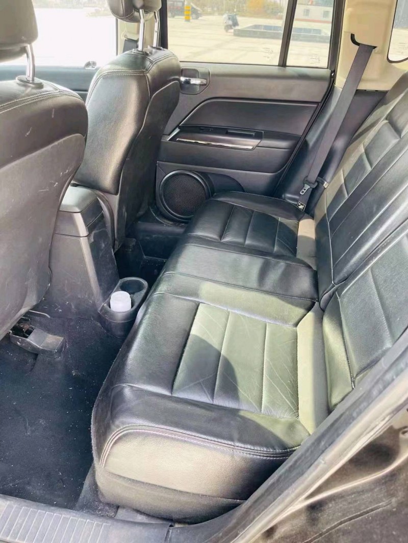 东营12年Jeep指南者5