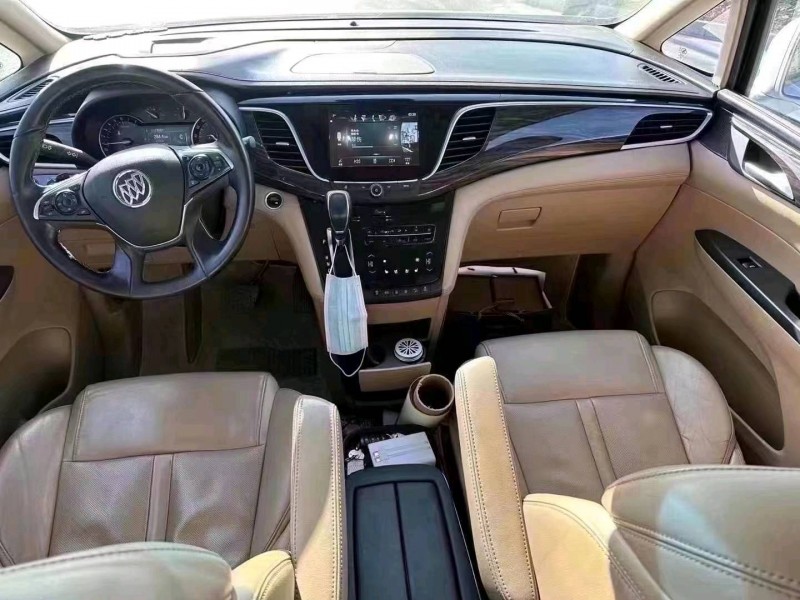 东营17年别克GL87