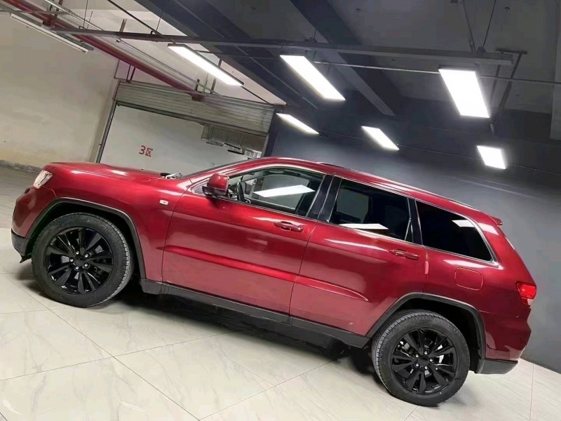 成都12年Jeep大切诺基3
