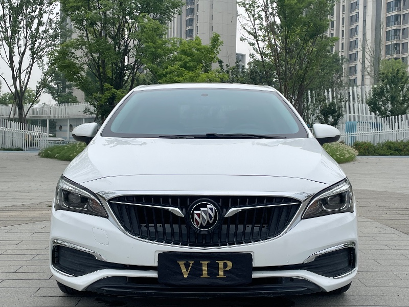 成都19年别克威朗1