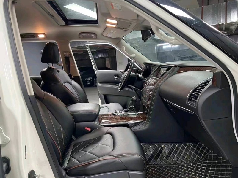 成都19年日产途乐4