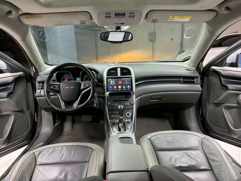 成都14年雪佛兰迈锐宝8