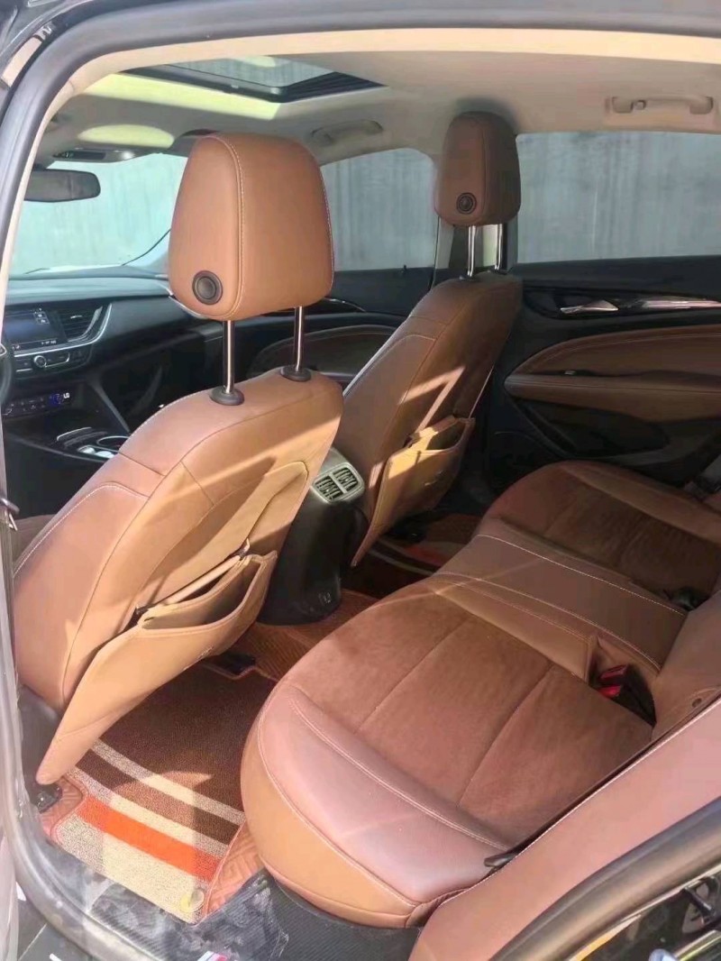 邢台21年别克君威8