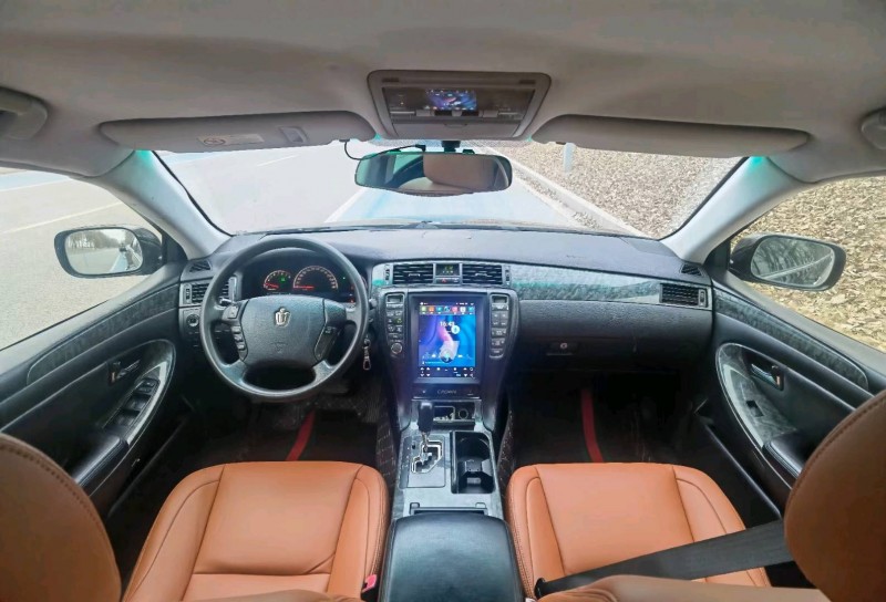 济南10年丰田皇冠5