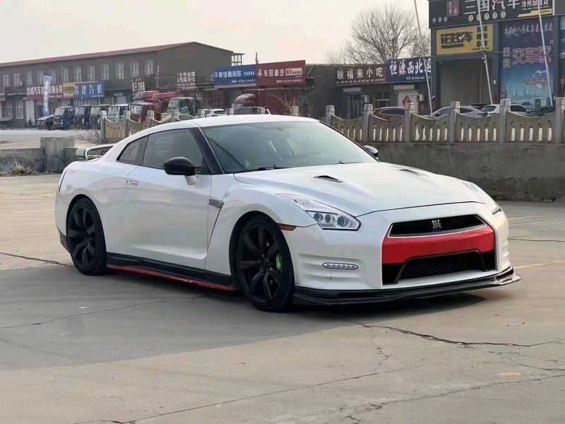 沧州13年日产GT-R2