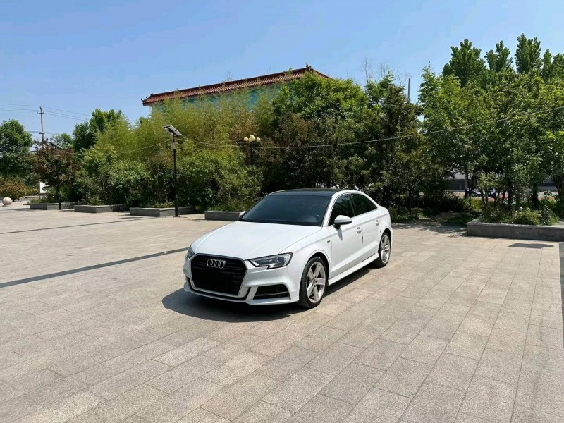 济南18年奥迪A32