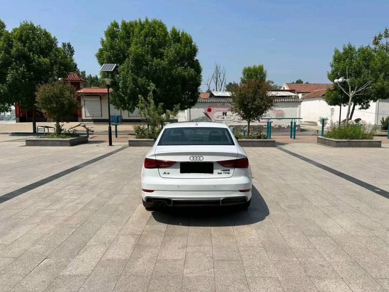 济南18年奥迪A39