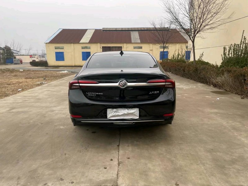 徐州21年别克君越9