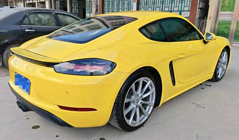 佛山19年保时捷卡曼7