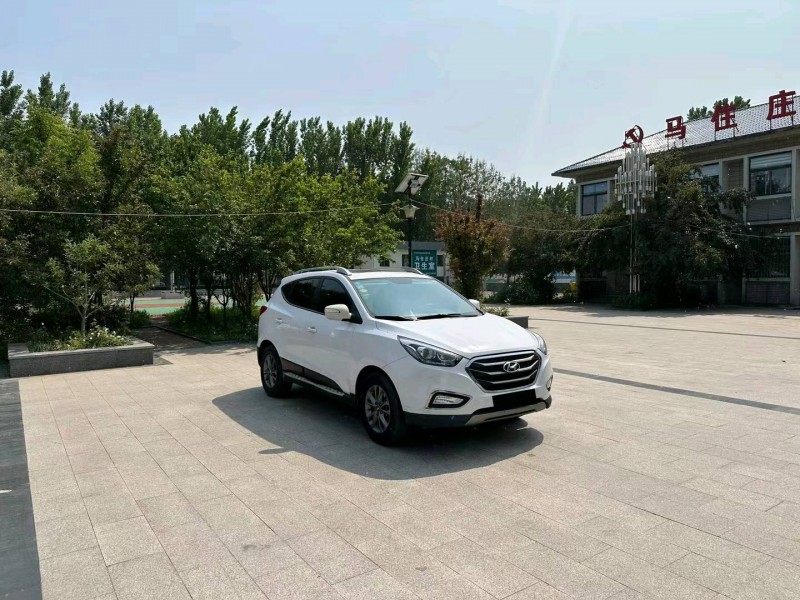 济南16年现代ix353