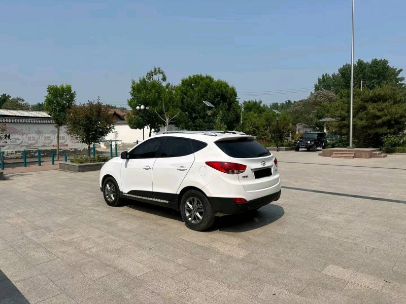 济南16年现代ix357