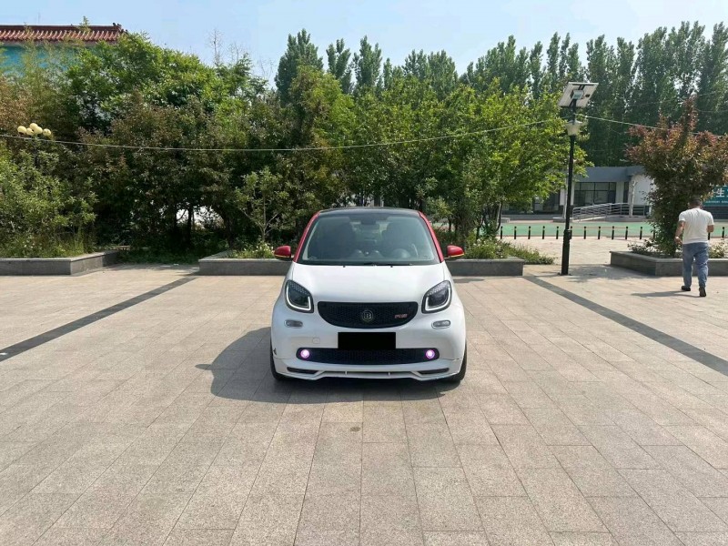 济南18年奔驰smart1