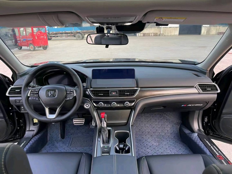 徐州23年本田雅阁5