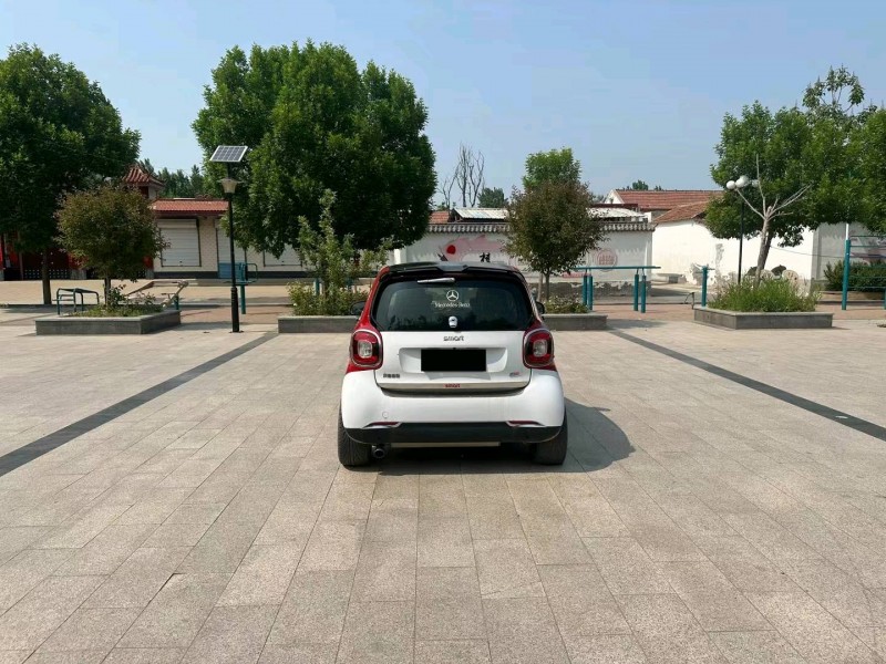 济南18年奔驰smart9