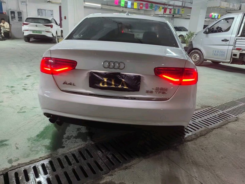 貴陽14年奧迪A4L9