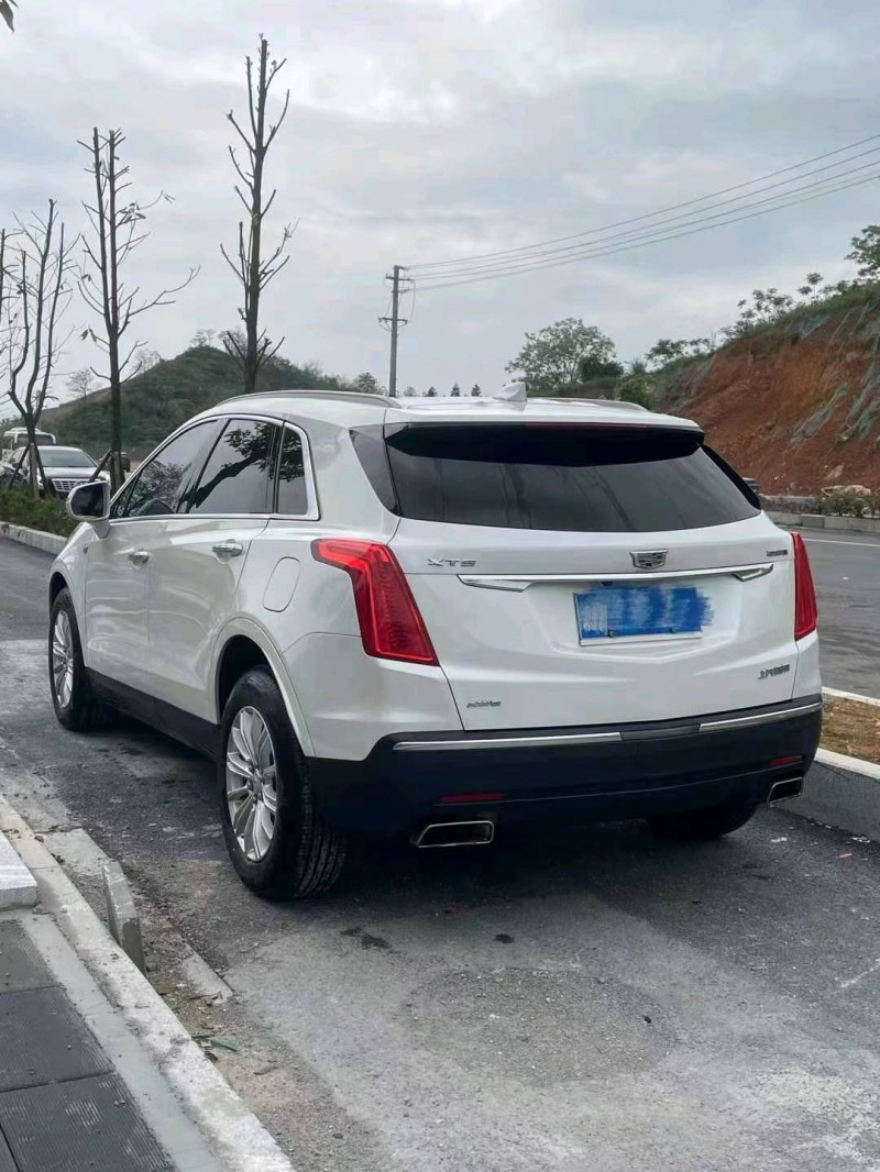 衡陽16年凱迪拉克XT55