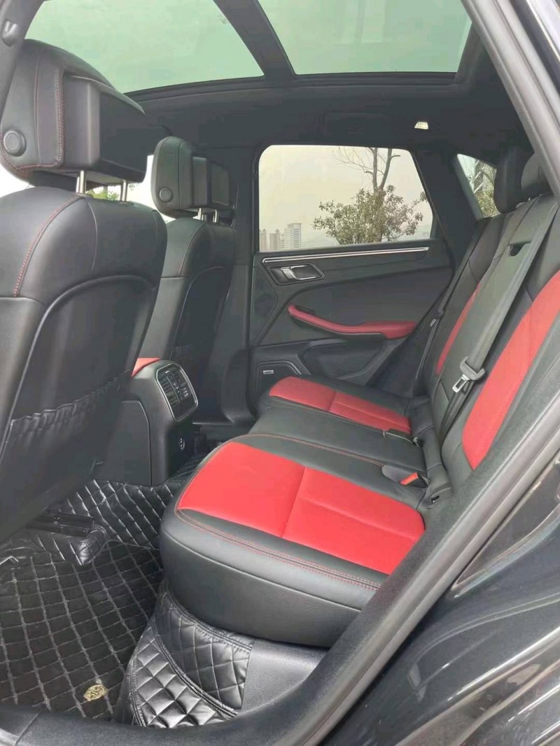 鄂州22年保時捷Macan4